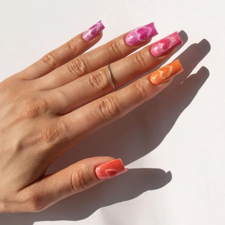 Neon Heart Cat Eye nails in pink and orange shades