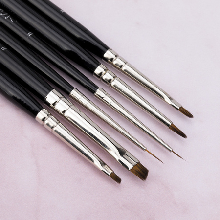 Pędzelek do zdobień żelu paint żelu hybrydy zhostovo długość włosia 4mm 4U Monika Mielniczuk