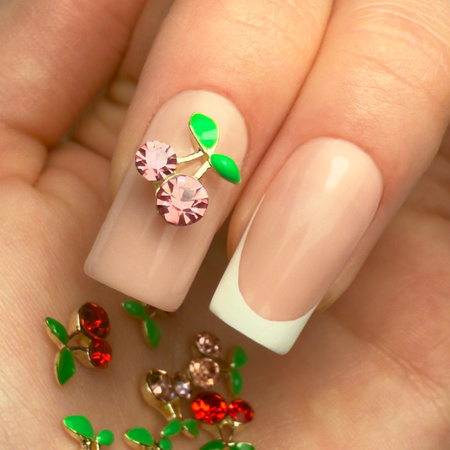 Box with cherry decorations with zirconia in a mix of colors, 30 pieces