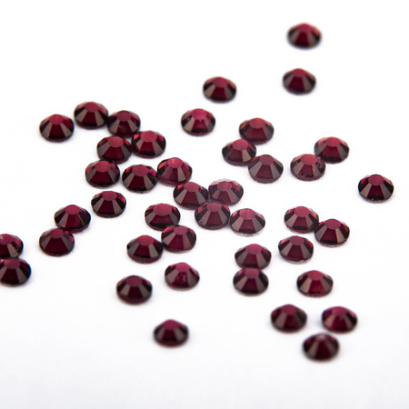 Strass en verre pour ongles SS5 Améthyste, environ 50 pièces.