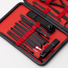Coffret de 18 accessoires de beauté pour la manucure, la pédicure et les soins du visage, dans un étui noir et rouge - CC046