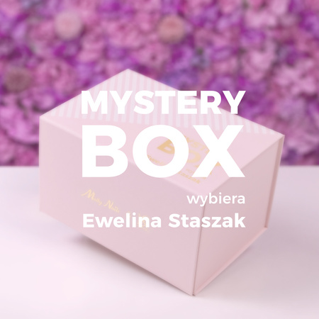 MollyNails Mystery Box – Überraschungsbox für die Nägel, ausgewählt von Ewelina Staszak, Wert: 200 zł+