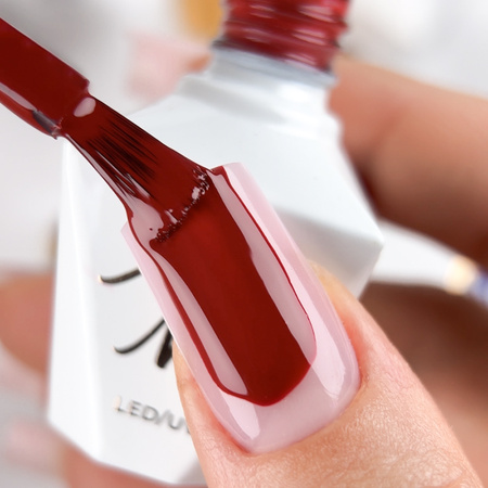 LED/UV-Hybridlack „Gel Polish The Trend Edit“ Nr. 301 „Burgundy Edit“ von MollyNails, HEMA/Di-HEMA-frei, 8 g + Farbmuster „Reds“ GRATIS