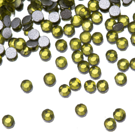 Strass en verre pour ongles SS3 Olivine, environ 50 pièces