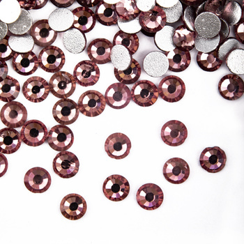 Strass en verre pour ongles SS10 Light améthyste, environ 50 pièces.