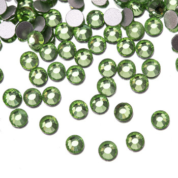 Glas-Strasssteine für Nägel SS10 Peridot ca. 50 Stück