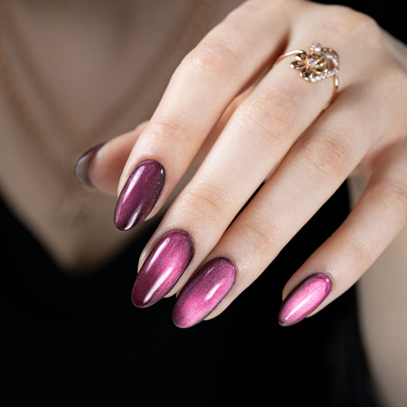 LED/UV-Gel-Nagellack Cat Eye Seduction Nr. 245 Velvet Mauve von MollyNails, HEMA/Di-HEMA-frei, 8 g