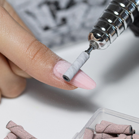 Cappucci per manicure e pedicure, mandrini, inserti abrasivi, cilindro lungo 3 mm, grana 240, rosa, 50 pezzi