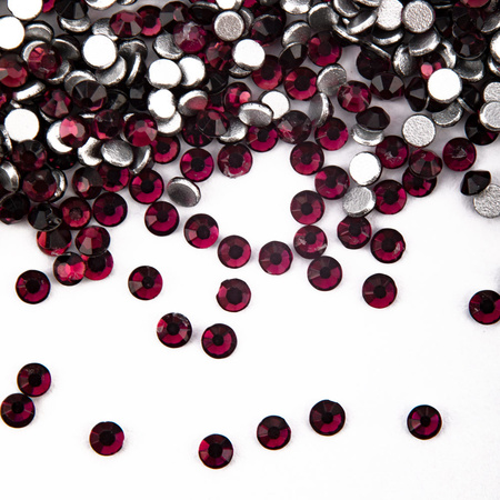 Strass para uñas de cristal SS3 Amatista, aprox. 50 unidades.